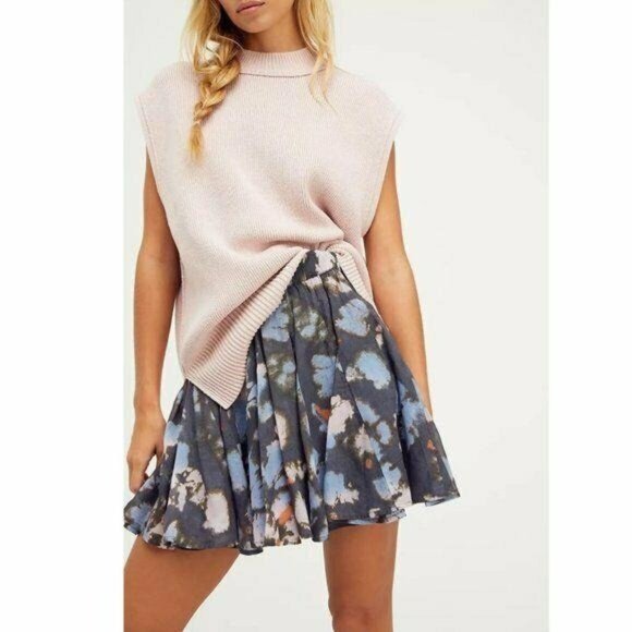 Free People Dresses & Skirts - Free People Sway My Way Mini Skirt XS